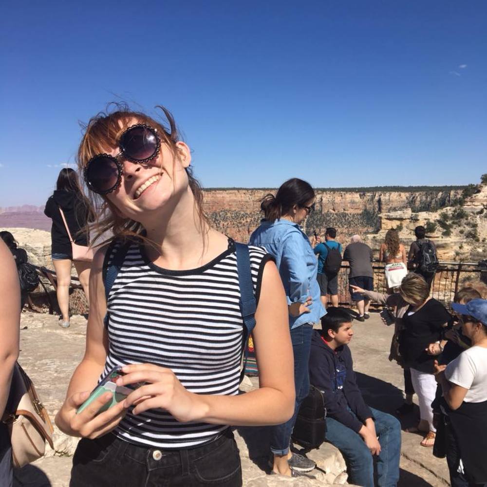 Meet your Posher, Claire